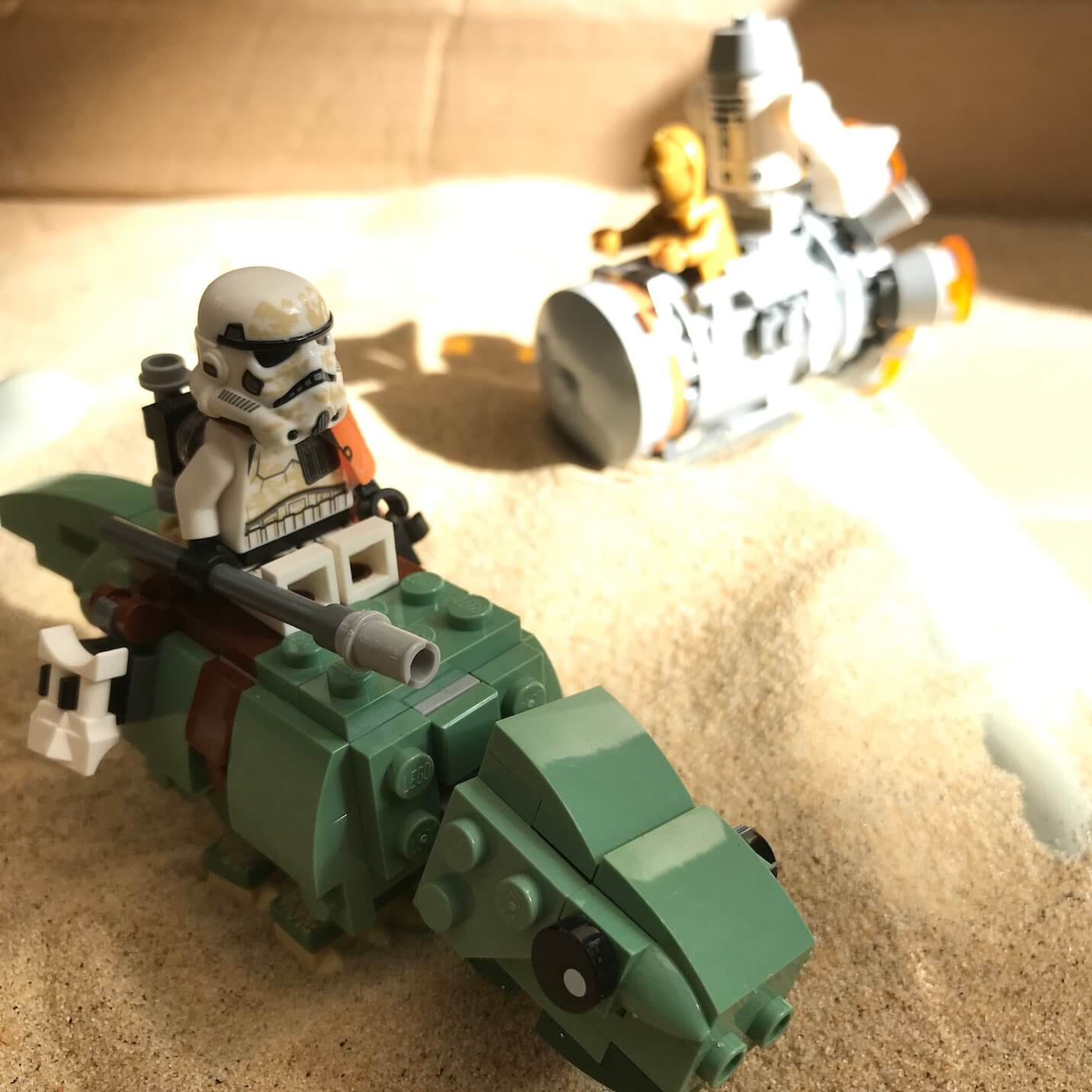 Lego Star Wars figures being used to demonstrate process vs procedure